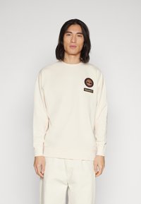 Timberland - LUNAR NEW YEAR BADGE CREWNECK  - Sudadera - white smoke Imagen en miniatura 1