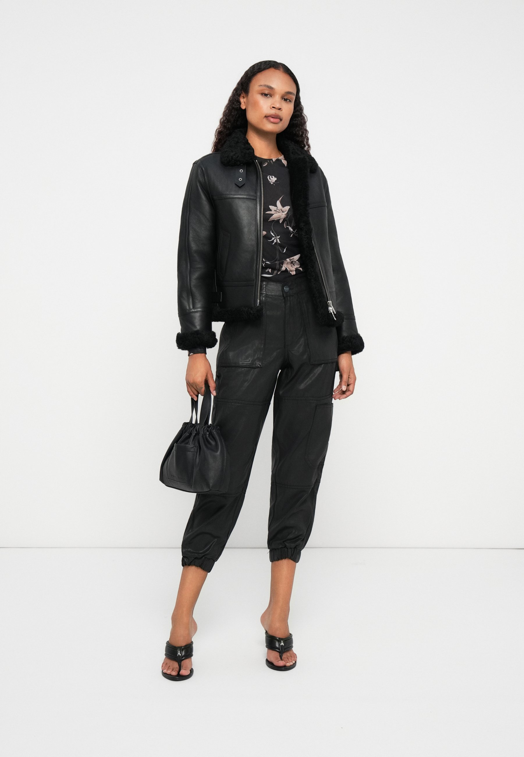 ジャケット・アウター AllSaints Lorel leather jacket AllSaints LOREL FLYING - Leather jacket - black/black/black