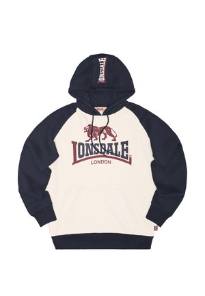 Sudadera con capucha con mangas y capucha de color azul marino, cuerpo color crema, texto "Lonsdale London" y un logo de león en el pecho, además de un logo en la capucha.