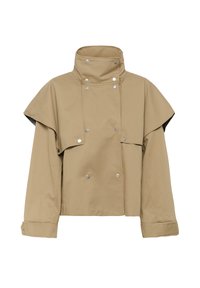 Jachetă bej scurtă, cu guler înalt, clapetă pe umăr asemănătoare unei pelerine, mâneci lungi și capse argintii pe partea din față și la manșete.