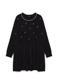 Schwarzer Strickpullover mit langen Ärmeln, rundem Ausschnitt und vorne mit verstreuten silbernen Nieten verziert. Weiche Textur, lockere Passform.