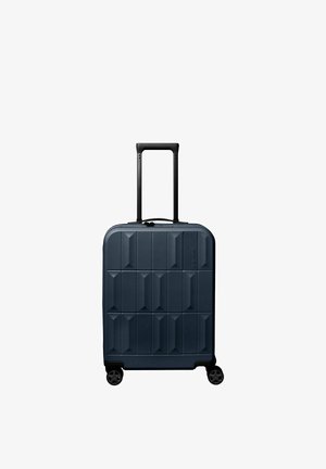 Dunkelblauer Hartschalenkoffer mit vier schwarzen Spinner-Rollen und vollständig ausgefahrenem schwarzem Teleskopgriff.