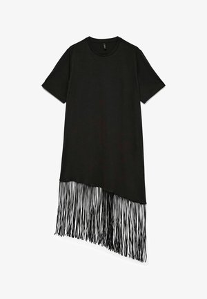 Must mustre särk lühikeste varrukatega, millel on asümmeetriline külg ja alumises servas pikad mustad fräägid. Pehme kangateks.