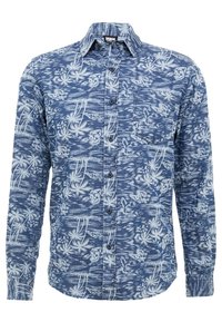 Langärmliges Hemd aus blauer Stoff mit weißen tropischen Blumenmustern, einem Button-Down-Kragen und einer Brusttasche. Die Textur wirkt leicht.