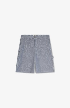 Pruhované šortky v modro-bílé barevné kombinaci, s knoflíkovým zapínáním, poutky na opasek a bočními kapsami pro uložení věcí. Vyrobeny z lehkého materiálu.