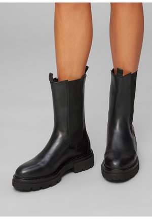 Kotníkové boty - black