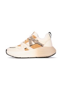 Zapatillas con cordones, de parte superior de malla en color blanco crema, detalles en gamuza color beige y un patrón de manchas. Suela gruesa y texturizada con banda de rodadura de goma negra.