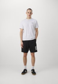 EA7 Emporio Armani Marškinėliai su spaudiniu - bianco