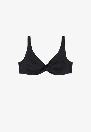 Svart bikinitetopp med en knutdetalj i mitten, tillverkad av slätt tyg, med breda axelband och en triangelkupadesign.