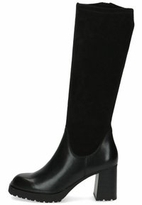 Bota negra hasta la rodilla que combina cuero y ante, con un tacón grueso y suela texturizada. Acabado suave con un diseño elegante.