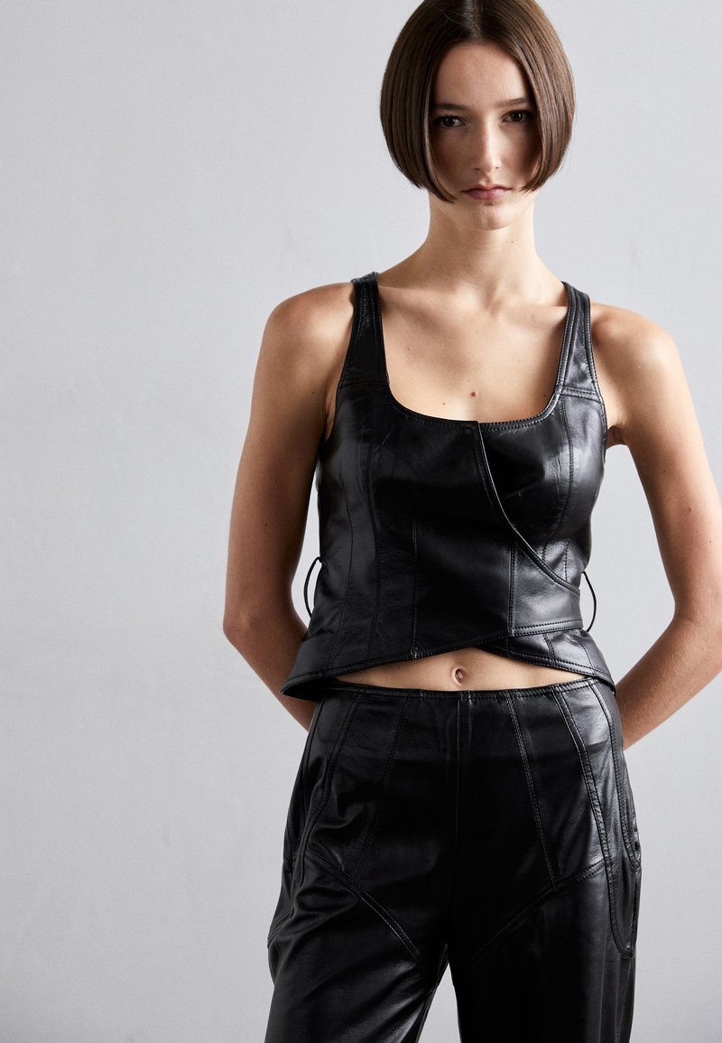 Materiel - WAISTED WRAP  - Top - black, Enlarge
