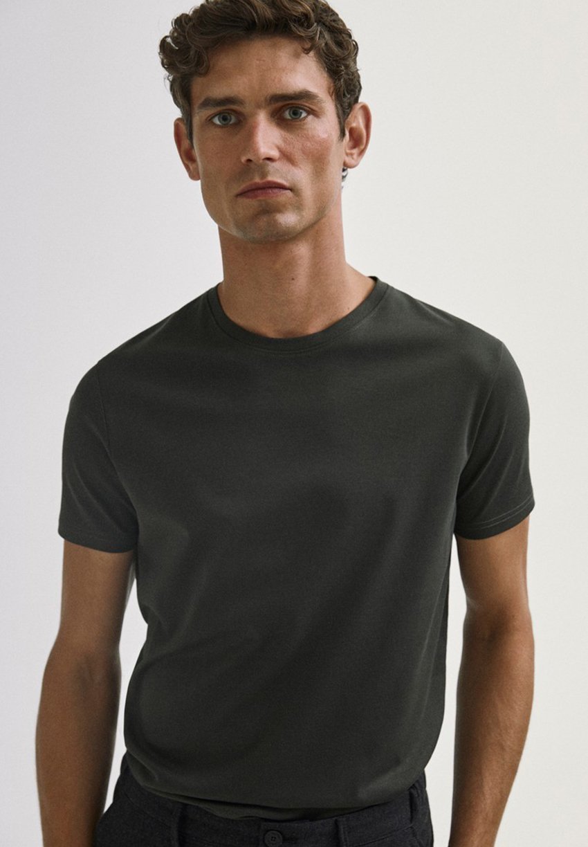 basic t shirt massimo dutti