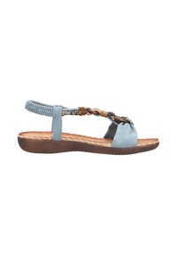 Sandale plate bleu clair avec des brides tressées et nouées, semelle marron rembourrée, et bride arrière élastique pour un maintien sûr.