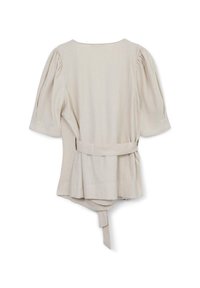 Beige Bluse mit Puffärmeln und gebundenem Saum. Weicher, strukturierter Stoff, mit einem runden Ausschnitt und einer fließenden Silhouette.