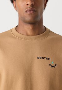 Scotch & Soda FRONT BACK ARTWORK - Sweatshirt - tannin