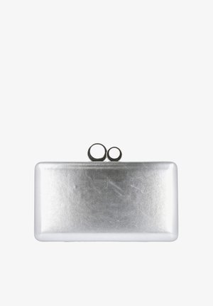 Bolso de mano rectangular metálico plateado con superficie texturizada, que cuenta con un cierre doble circular en la parte superior. Diseño compacto adecuado para lo esencial.