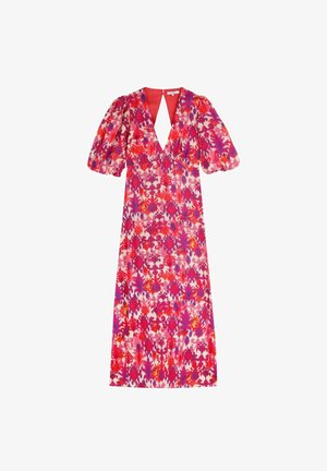 Sukienka maxi w kwiatowy wzór z bufiastymi rękawami, głębokim dekoltem w kształcie litery V oraz żywą paletą kolorów w odcieniach różu, fioletu i czerwieni.