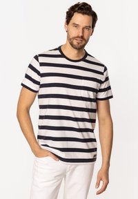 Lee Cooper - T-shirt z nadrukiem