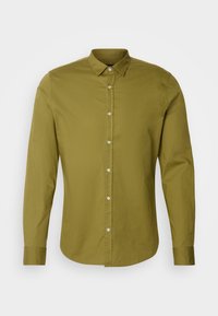 SEASONAL ESSENTIALS SOLID SHIRT - Formální košile - moss green