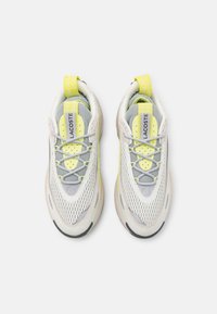 Lacoste Sneakers - off-white
