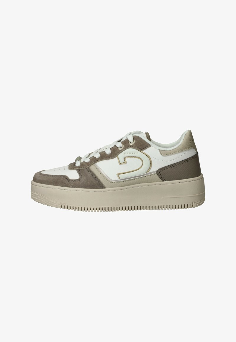Witte en taupe sneaker met een gestructureerde suede en gladde leren bovenwerk, dikke zool en opvallend logodetail aan de zijkant.