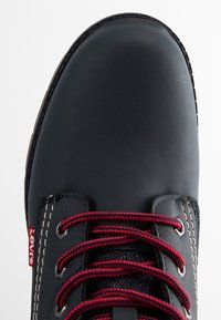Levi's® Botines con cordones - dark blue