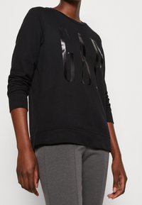 GAP Sweatshirt - black