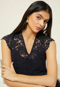 Friends Like These MIDI - Denné šaty - navy blue