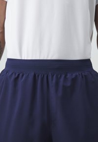 Under Armour LAUNCH - Pantalón corto de deporte - midnight navy