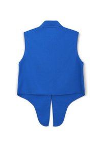 Top senza maniche blu con colletto alto, caratterizzato da un orlo arcuato sul retro e un tessuto liscio e strutturato.