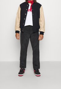 Dickies Tygbyxor - black