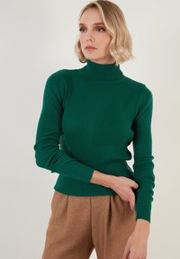 LELA REGULAR FIT - Pulover - benetton