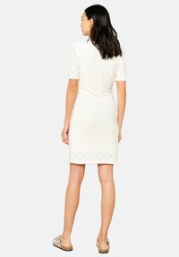 LolaLiza ANGLAISE - Dnevna obleka - optical white