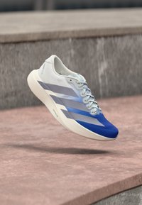 Δεν επιλέχθηκε, lucid blue/slate/crystal white