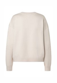 Strickpullover in Cremebeige mit langen Ärmeln, der strukturierte Blattmuster an den Ellbogen, gerippte Bündchen und Saum aufweist, von hinten gezeigt.