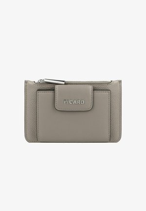 Graue Lederbörse mit strukturierter Oberfläche, ausgestattet mit einer Frontklappe und einem Reißverschlussfach, geprägt mit "PICARD"-Markenlogo auf der Vorderseite.