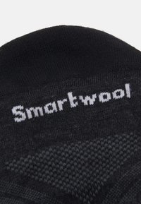 Smartwool TARGETED CUSHION OTC - Urheilusukat - black