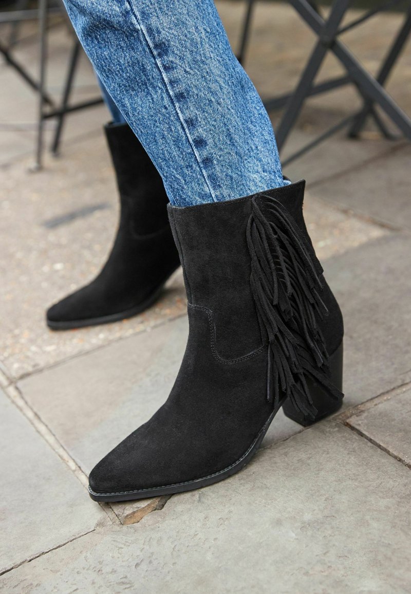 Next WESTERN COWBOY FRINGE ANKLE BOOTS Cowboy/Bikerstiefelette