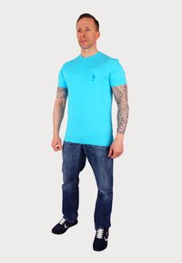 U.S. Polo Assn. MIT BRUSTTASCHE - T-shirt basic - hellblau