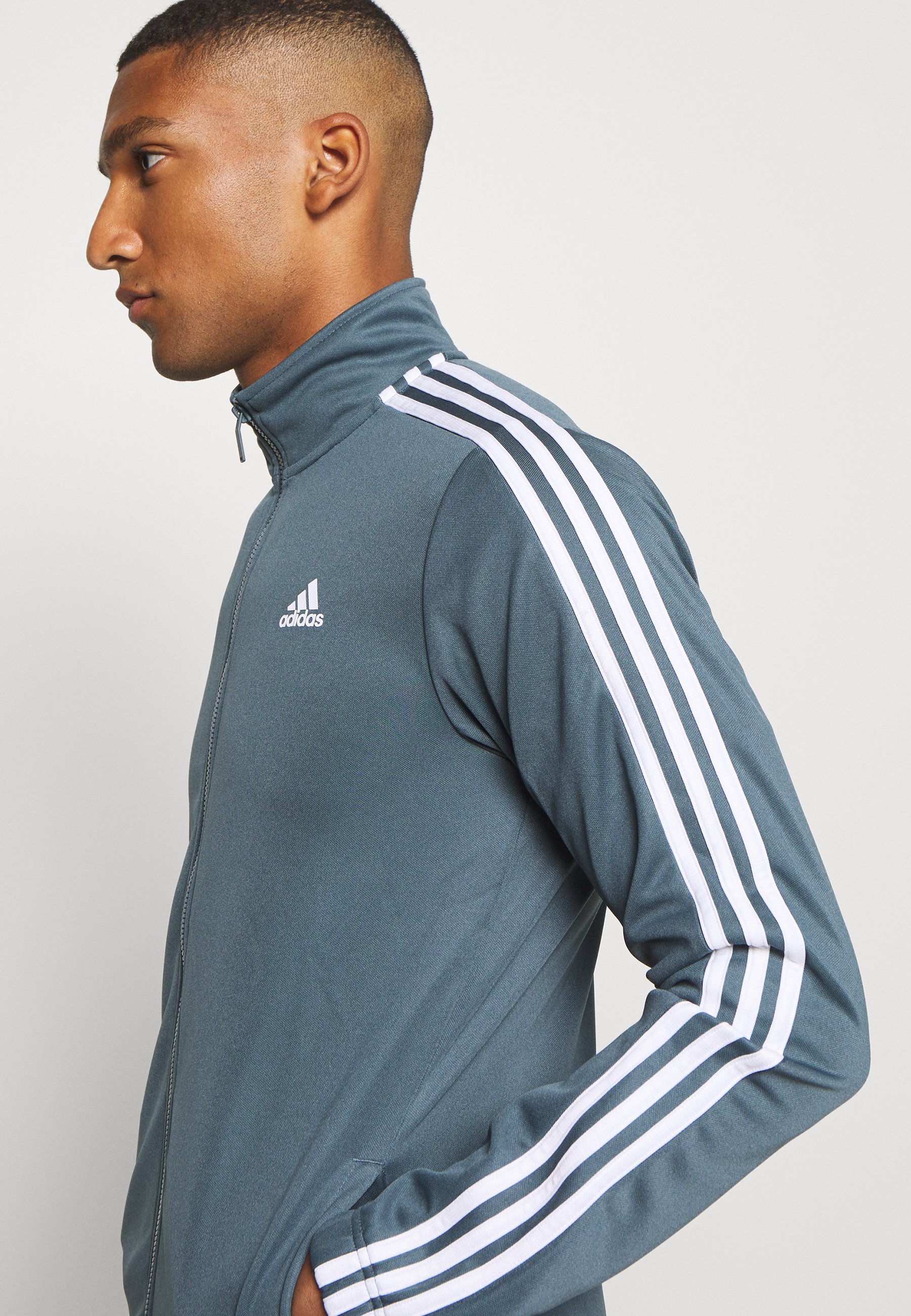 adidas Performance TIRO AEROREADY SPORTS TRACKSUIT SET adidas Performance TIRO AEROREADY SPORTS TRACKSUIT SET