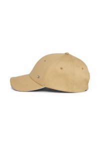 Cappellino da baseball color khaki con visiera curva, realizzato in cotone, presenta un logo ricamato sul fronte, sei pannelli e una strap regolabile sul retro.