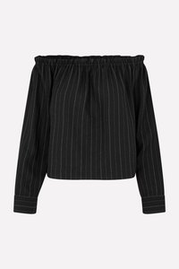 Svart av-shoulder bluse med lange ermer, med vertikale hvite striper og elastisk halslinning og mansjetter.