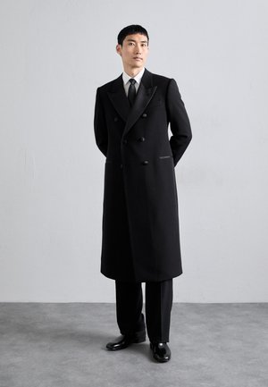 Pořadí 15: Emporio Armani - COAT - Klasický kabát