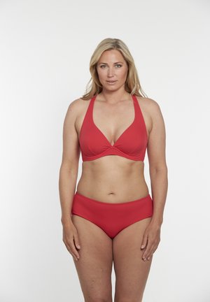 Červený bikiny set s trojuholníkovým topom so širokými ramienkami a zodpovedajúcimi vysokými nohavičkami. Hladká tkanina s jednofarebným vzorom a bez viditeľných vzorov.