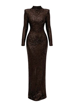 Czarna wieczorowa sukienka z cekinami, o dopasowanym kroju, z długimi rękawami i wysokim kołnierzem, o smukłej sylwetce i sięgająca do ziemi.