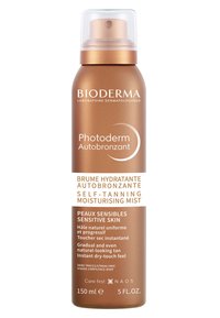 Bioderma Photoderm Autobronzant Selbstbräunungsnebel in einer metallisch bronzenen Flasche mit Pumpspender. Das Etikett hat weißen Text auf einem kupferfarbenen Hintergrund.
