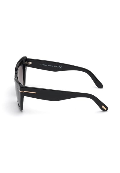 Gafas de sol rectangulares negras con montura de plástico brillante, lentes oscuros, acento dorado en la patilla, fabricadas en Italia, número de modelo 1-2-0.