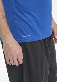 Endurance DIPAT - T-shirt till träning - 2158 deep ocean