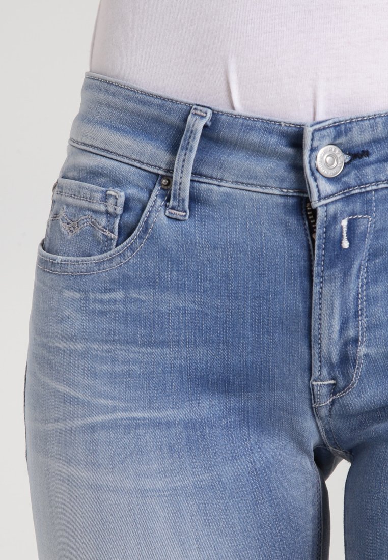 Replay HYPERFLEX LUZ Jeans Skinny Fit light bluelyseblå Replay Jeansjakke Hyperflex Light Denim Jacket Blå