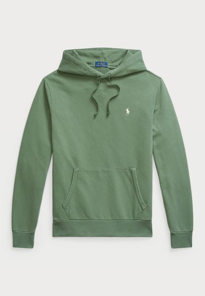 Vihreä huppari, joka on valmistettu puuvillasekoitteesta. Hupparissa on kiristettävä huppu, etupuolella kengurupocket ja pieni brodeerattu logo rinnassa.